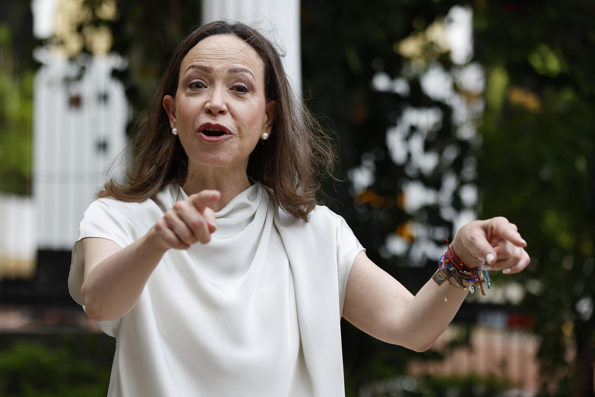 La líder opositora venezolana María Corina Machado habla durante una reunión con el alcalde de Ciudad de Panamá, Mayer Mizrachi, este 25 de mayo de 2026, en Ciudad de Panamá (Panamá). EFE/ Bienvenido Velasco