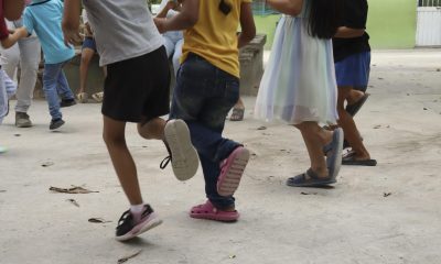 La Iglesia católica en México afirmó que el cuidado de la niñez es una exigencia moral que interpela a toda la sociedad, al advertir sobre las condiciones de violencia, pobreza y abandono que enfrentan muchos menores en el país. Imagend e archivo. EFE/ Juan Manuel Blanco