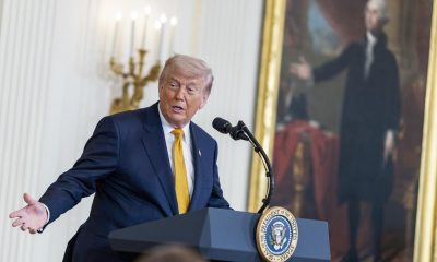 El presidente de Estados Unidos, Donald Trump, fue captado, este 6 de mayo, durante un acto en el Salón Este de la Casa Blanca, en Washington DC (EE.UU.). EFE/Shawn Thew