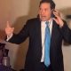 Captura de video tomada a través de rastreo de redes que muestra al secretario de Estado de EE.UU., Marco Rubio, como DJ durante una boda, siguiendo la letra con los labios y moviendo la cabeza al ritmo de la música electrónica mientras lleva cascos, se volvieron virales en redes sociales este fin de semana. EFE/ Rastreo de Redes /SOLO USO EDITORIAL/ NO VENTAS/ SOLO DISPONIBLE PARA ILUSTRAR LA NOTICIA QUE ACOMPAÑA (CRÉDITO OBLIGATORIO)