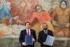 El Secretario de Estado de EE. UU., Marco Rubio (I), y el Ministro de Asuntos Exteriores de Armenia, Ararat Mirzoyan, asisten a una ceremonia de firma durante una reunión en el Aeropuerto Internacional de Zvartnots en Ereván, Armenia, 26 de mayo de 2026. EFE/EPA/HAYK BAGHDASARYAN

