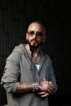 El reguetonero puertorriqueño Yandel posa durante una entrevista con EFE este martes, en San Juan (Puerto Rico). EFE/ Thais Llorca
