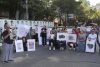 Familiares y amigos de comunicadores asesinados y desaparecidos participan en una manifestación este 30 de mayo de 2026, en Ciudad de México (México). EFE/ Madla Hartz
