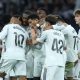Los jugadores del Real Madrid celebran un gol durante un partido de liga en el Bernabéu. EFE/Kiko Huesca