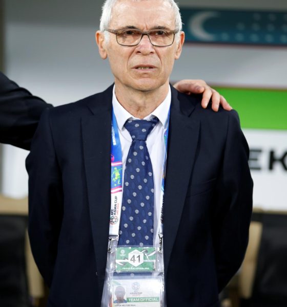 Fotografía de archivo del 21 de enero de 2019 en la que se observa al argentino Héctor Cúper, nuevo técnico del Universitario de Deportes de Perú. EFE/Ali Haider