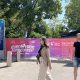 Vista de los preparativos para el Festival de la Canción de Eurovisión este sábado, en Viena. El Festival de la Canción de Eurovisión arranca mañana, domingo, en Viena, su edición más polémica en años, sin la participación de España y otros cuatro países por la presencia de Israel, y con más seguridad, menos banderas y una ciudad preparada tanto para la fiesta como para protestas. El pistoletazo de salida llega el domingo con la tradicional 'alfombra turquesa', el desfile de los cantantes de los 35 países que se presentan en el concurso. EFE/ Sara Corsellas