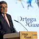 El periodista Sergio Ramírez interviene durante el acto de entrega de los Premios Ortega y Gasset de Periodismo, en una edición especial con motivo del 50.º aniversario de El País, en el que han sido premiados los periodistas Sergio Ramírez, Martin Baron y Svetlana Alexiévich en reconocimiento a su excelente trabajo periodístico, su compromiso con la verdad y su defensa de los derechos humanos. EFE/Alejandro García