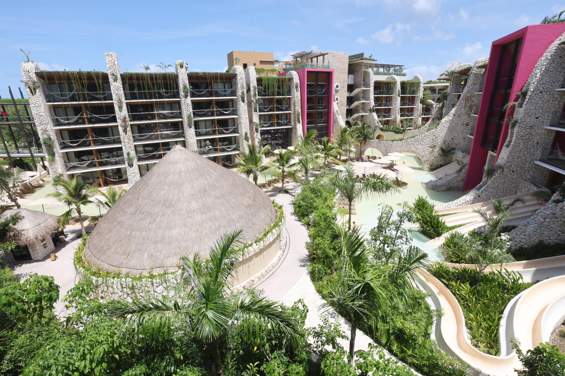 Fotografía que muestra las instalaciones del complejo Xcaret, este jueves en Playa del Carmen, Quintana Roo (México). EFE/Alonso Cupul