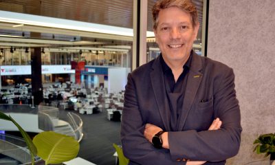 Fotografía del 16 de mayo de 2026 del vicepresidente sénior de Prime Time y Plataformas de Telemundo, Adrián Santucho, posando durante una entrevista con EFE en Miami (Estados Unidos). EFE/ Antoni Belchi
