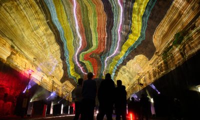 Sydney (Australia), 19/05/2026.- La obra Time: Warped de Neon Dynamo se proyecta en el Argyle Cut durante una presentación a los medios de Vivid Sydney 2026, en Sídney, Australia, el 19 de mayo de 2026.
EFE/EPA/DAN HIMBRECHTS USTRALIA AND NEW ZEALAND OUT
