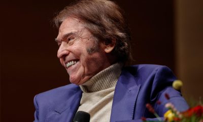 Fotografía de archivo, tomada el pasado 13 de febrero, del cantante español Raphael, en Madrid (España). EFE/Daniel González