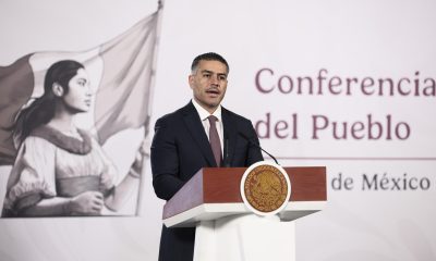 Fotografía de archivo del secretario de Seguridad y Protección Ciudadana, Omar García Harfuch, hablando en una rueda de prensa en Palacio Nacional de la Ciudad de México (México). EFE/José Méndez
