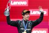 El italiano Andrea Kimi Antonelli (Mercedes) presentó este domingo su candidatura a convertirse en el más joven campeón de toda la historia de la Fórmula Uno con el Gran Premio de Canadá, su cuarto triunfo seguido, el quinto de la temporada. EFE/EPA/CRISTOBAL HERRERA-ULASHKEVICH