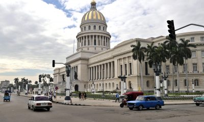 Fotografía que muestra el Capitolio Nacional de Cuba en La Habana (Cuba). Imagen de archivo. EFE/ Ernesto Mastrascusa