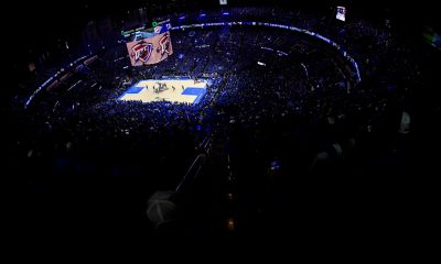 Vista general del Paycom Center, escenario donde cayó este sábado el último campeón de la NBA, Oklahoma City Thunder, a manos de San Antonio Spurs, que a partir del 3 de junio jugará por el anillo de la temporada 2026 con New York Knicks. EFE/EPA/GERALD LEONG SHUTTERSTOCK OUT