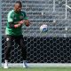 Eloy Room, portero de Curazao, en un entrenamiento en Miami (Estados Unidos). EFE/Alberto Boal