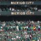 Aficionados animan en la inauguración del Mundial de la FIFA 2026  este jueves, en el estadio Azteca en la Ciudad de México (México). EFE/ Sashenka Gutiérrez