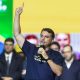 El senador brasileño y candidato presidencial, Flávio Bolsonaro, fue captado el pasado 29 de mayo, durante un acto proselitista, en Curitiba (Brasil). EFE/Hedeson Alves