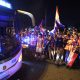 Aficionados de Paraguay despiden a su selección rumbo al Mundial de 2026 este sábado en el aeropuerto Silvio Pettirossi, en Luque. EFE/ Juan Pablo Pino