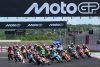 Pilotos participantes durante la prueba de Moto3 del Gran Premio de Hungría de Motociclismo, este domingo en el circuito Balaton Park (Hungría). EFE/Zsolt Czegledi *Prohibido su uso en Hungría*
