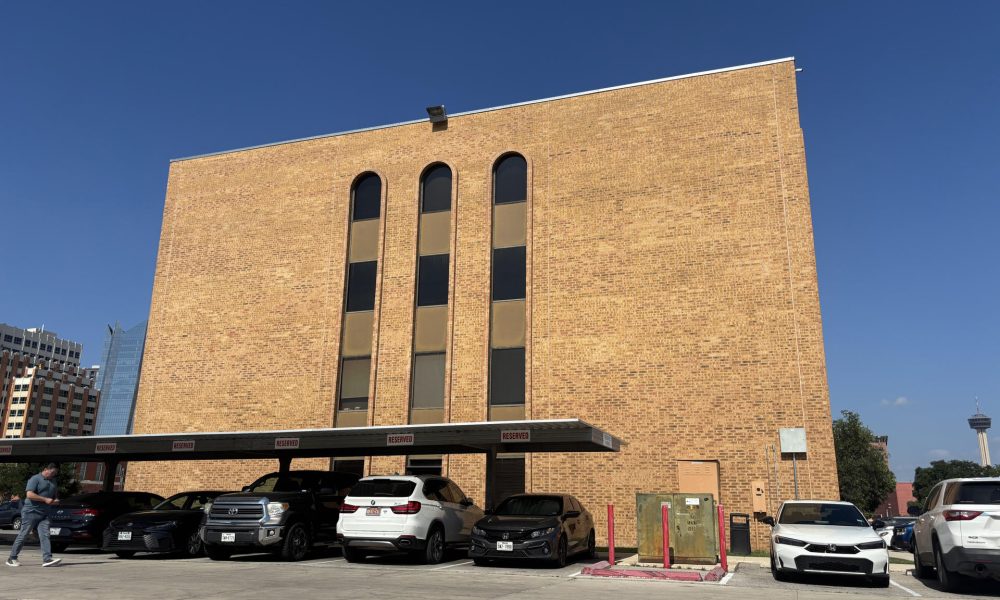 Fotografía que muestra el edificio de la Corte de Inmigración de San Antonio este martes, en San Antonio (EE.UU.). EFE/ Alejandra Arredondo