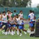 Entrenamiento de la selección de fútbol de Colombia este viernes en la Academia Atlas, ubicado en Zapopan, Jalisco (México), EFE/Francisco Guasco