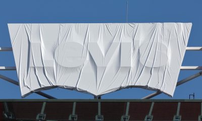 Logo tapado en el Levi's Stadium, renombrado como Francisco Bay Area Stadium durante el Mundial 2026. EFE/EPA/BENJAMIN FANJOY