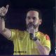 El ultraderechista Abelardo de la Espriella ganador de la segunda vuelta presidencial de Colombia pronuncia un discurso este domingo, luego de los resultados preliminares que le dan el triunfo por delante del izquierdista Iván Cepeda, en Barranquilla (Colombia). EFE/ Juan Diego López