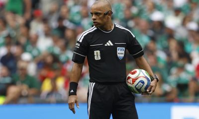 El árbitro brasileño Wilton Sampaio reacciona la final este jueves, de un partido del grupo A del Mundial de la FIFA 2026 entre México y Sudáfrica en el estadio Ciudad de México (México). EFE/ Sashenka Gutiérrez