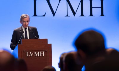 Fotografía de archivo del francés Bernard Arnault, magnate del principal grupo de lujo del mundo, LVMH. EFE/Ian Langsdon