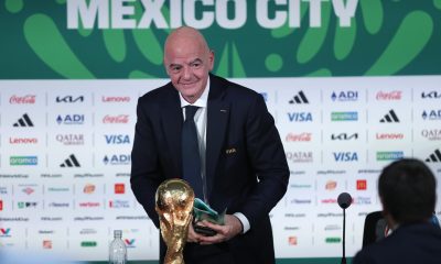 El presidente de la FIFA, Gianni Infantino, reacciona durante una rueda de prensa este miércoles, en Ciudad de México (México). EFE/ Isaac Esquivel