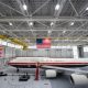 Fotografía difundida por la Fuerza Aérea de EE.UU. del nuevo Air Force One, un Boeing 747-8, en su primera exhibición pública este viernes, en la Base Conjunta Andrews, el aeródromo militar situado a las afueras de Washington (EE.UU.). EFE/ Fuerza Aérea de EE.UU. / SOLO USO EDITORIAL/ SOLO DISPONIBLE PARA ILUSTRAR LA NOTICIA QUE ACOMPAÑA (CRÉDITO OBLIGATORIO)