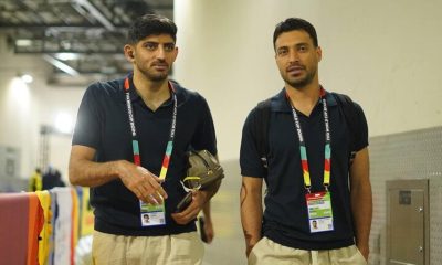 La Federación Iraní de Fútbol (FFI) denunció este martes que la visa para entrar en Estados Unidos del jugador Mehdi Torabi (i) ha expirado tras una entrada en territorio estadounidense y debe renovarla para el siguiente partido del 21 de junio ante Bélgica. El organismo indicó que el resto de jugadores cuentan con visados de entrada múltiple para viajar a Estados Unidos, pero el de Torabi solo tenía validez para una entrada que se ha usado para el partido disputado ayer ante Nueva Zelanda. EFE/ ISNA  *Sólo uso editorial*