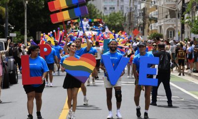 Personas participan en la edición número 36 de la Marcha del Orgullo LGBTIQ+ este domingo, en San Juan (Puerto Rico). EFE/ Thais Llorca
