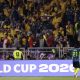 Jaminton Campaz (i) de Colombia celebra un gol con la tribuna este miércoles, en un partido del grupo K del Mundial de la FIFA 2026 entre Uzbekistán y Colombia, en el estadio Azteca en Ciudad de México (México). EFE/ José Méndez
