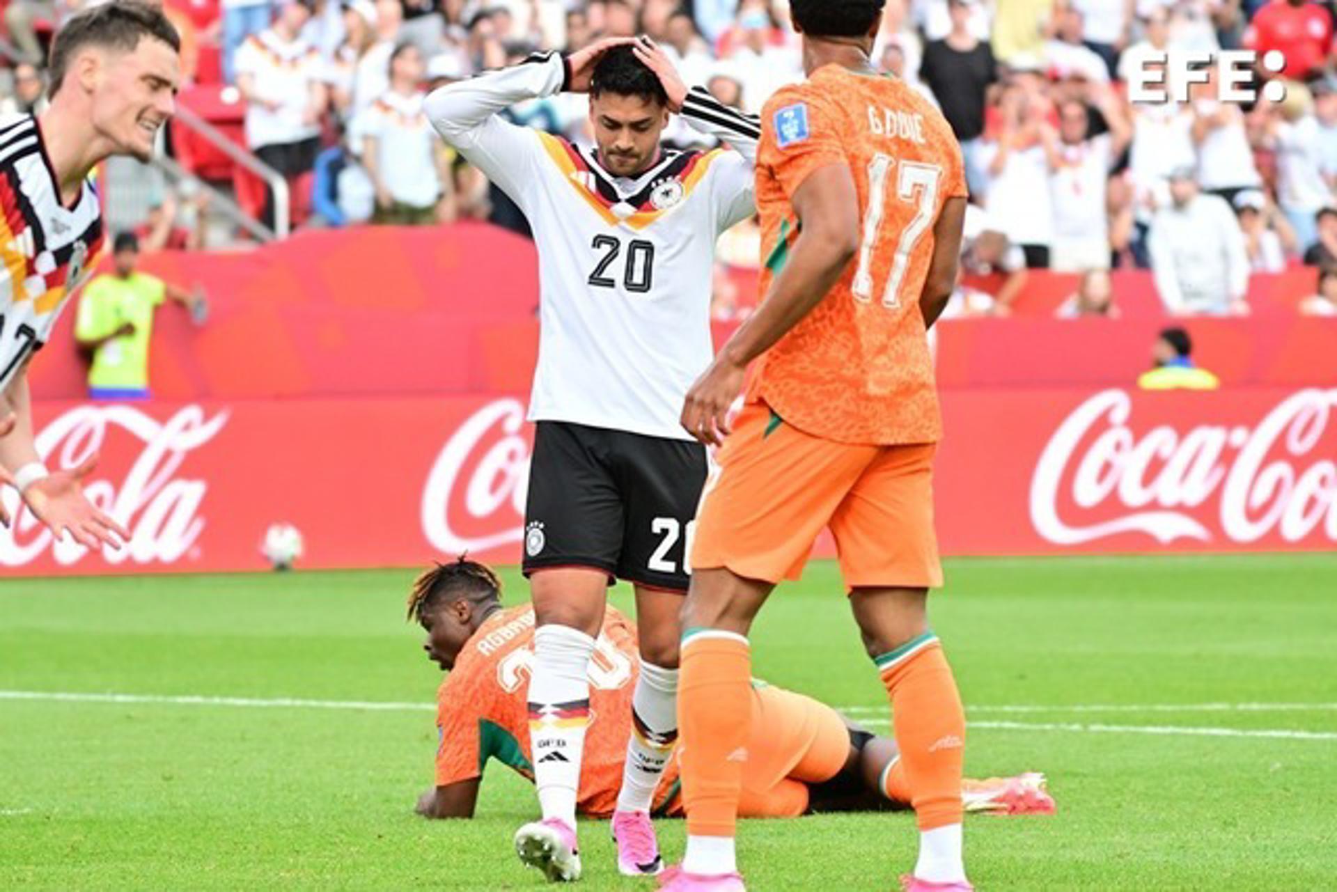 El jugador de Alemania Nadiem Amiri en el partido conta Costa de Marfil en Toronto, Canadá. EFE/EPA/EDUARDO LIMA