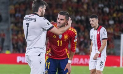Fotografía de Pablo Miranzo, en la que puede verse en una imagen de archivo del 11 de octubre de 2025 al futbolista de Georgia Khvicha Kvaratskhelia (i), durante un partido contra España. EFE