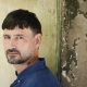 Ulises Porra, director del filme 'Bajo el mismo sol', cinta que ofrece una "mirada crítica" a la colonización española en el Caribe, durante una entrevista con EFE.EFE/ Enric Fontcuberta.