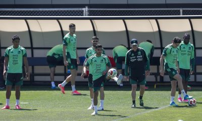 Jugadores de México entrenan este domingo en el Centro de Alto Rendimiento en Ciudad de México (México). EFE/ Isaac Esquivel