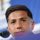 Enzo Fernández de Argentina, en rueda de prensa previa al próximo partido del Mundial 2026 con Austria, este domingo en el estadio de Dallas, Texas (Estados Unidos). EFE/Sebastián Mariscal