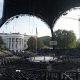 Vista general, captada el pasado 11 de junio, del ring y de una estructura metálica que lo cubre, denominada La Garra, en los jardines de la Casa Blanca, en los que se llevará a cabo una velada de artes marciales mixtas, con motivo del cumpleaños 80 del presidente Donald Trump y el inicio de las celebraciones por el aniversario 250 de la Independencia de Estados Unidos, en Washington DC (EE.UU.). EFE/Octavio Guzmán