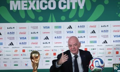 El presidente de la FIFA, Gianni Infantino, habla durante una rueda de prensa este miércoles, en Ciudad de México (México). EFE/ Isaac Esquivel
