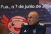 El seleccionador de España Luis de la Fuente habla durante una rueda de prensa este domingo, en Puebla (México). España enfrentará en un partido amistoso a Perú este lunes. EFE/Alex Cruz