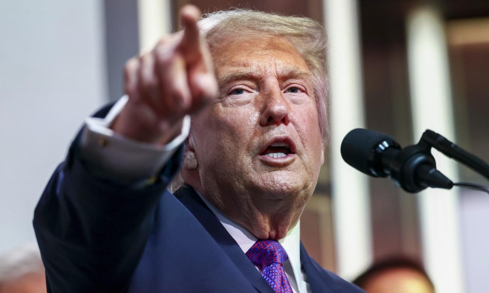 Fotografía de archivo del presidente de EE.UU., Donald Trump. EFE/EPA/JIM LO SCALZO / POOL
