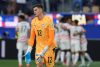 El guardameta titular de la selección de Paraguay, Orlando Gill , lamenta el gol en contra cometido por su compañero Damián Bobadilla y la ventaja parcial que saca Estados Unidos en el partido de debut de ambos países en el Mundial jugado en el estadio de Los Ángeles. EFE/ Omar Alonso