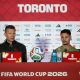 El seleccionador de Canadá, Jesse Marsch (i) y el jugador Stephen Eustáquio, en una rueda de prensa este jueves, en Toronto (Canadá). EFE/Bienvenido Velasco