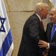 Fotografía de archivo de un encuentro entre el presidente de EE.UU., Donald Trump, y el primer ministro de Israel, Benjamin Netanyahu. EFE/EPA/JALAA MAREY / POOL