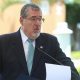 El presidente de Guatemala, Bernardo Arévalo de León, resaltó la nueva relación del Ministerio Público (Fiscalía) del país centroamericano con Estados Unidos, durante una rueda de prensa en Ciudad de Guatemala (Guatemala). EFE/ Mariano Macz