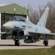 FOTO ARCHIVO. Un avión del escuadrón 73 de las Fuerzas Aéreas alemanas permanece en la base aérea de Rostock-Laage, Alemania, el pasado 3 de Abril de 2009. Los cuatro países que participan en el programa Eurofighter -Alemania, España, Italia y el Reino Unido- firmaron hoy en Heilligenmoos (sur de Alemania) el tercer tramo del contrato para la compra de 112 aviones de caza, por un total de 9.000 millones de euros. Del total de 112 aviones, España adquirirá veinte, por un total de 1.400 millones de euros. EFE/BERND WUESTNECK[***SOLO USO EDITORIAL***]
