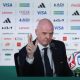 El presidente de la FIFA, Gianni Infantino, reacciona durante una rueda de prensa este miércoles, en Ciudad de México (México). EFE/ Isaac Esquivel